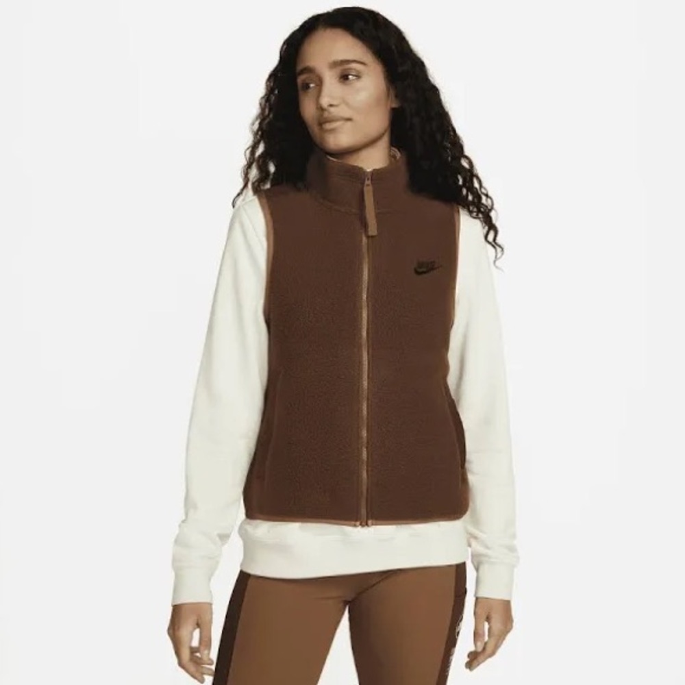 Nike Women's Sports Utility Fleece Vest, Cacao Brown, Size Medium - Picture 1 of 11